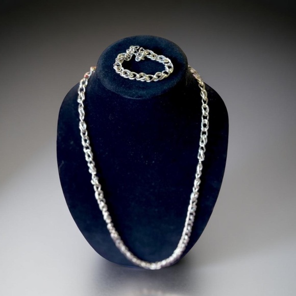 Monet silver double links with texture necklace and bracelet Vintage - Picture 13 of 13